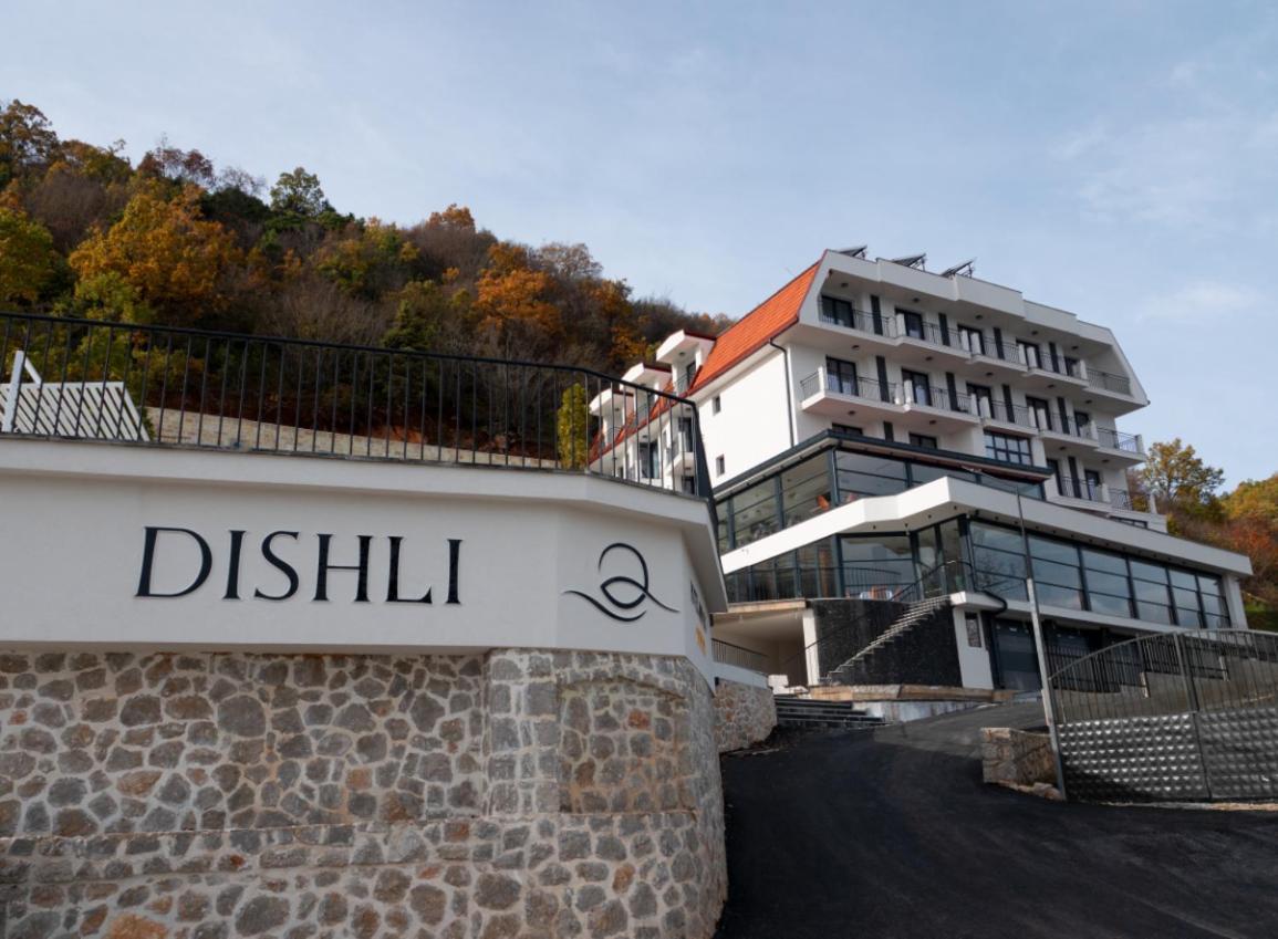 Dishli Hotel & Spa 斯特鲁加 外观 照片
